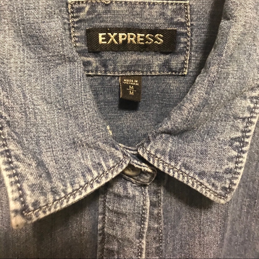 💙🎉Express denim shirt..OR jacket‼️
